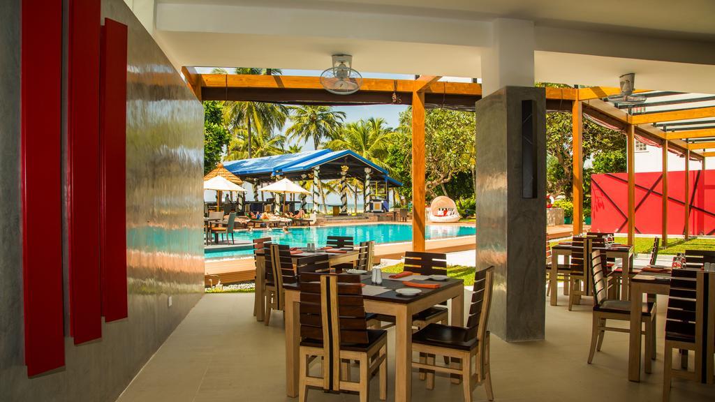 Camelot Hotel 4*